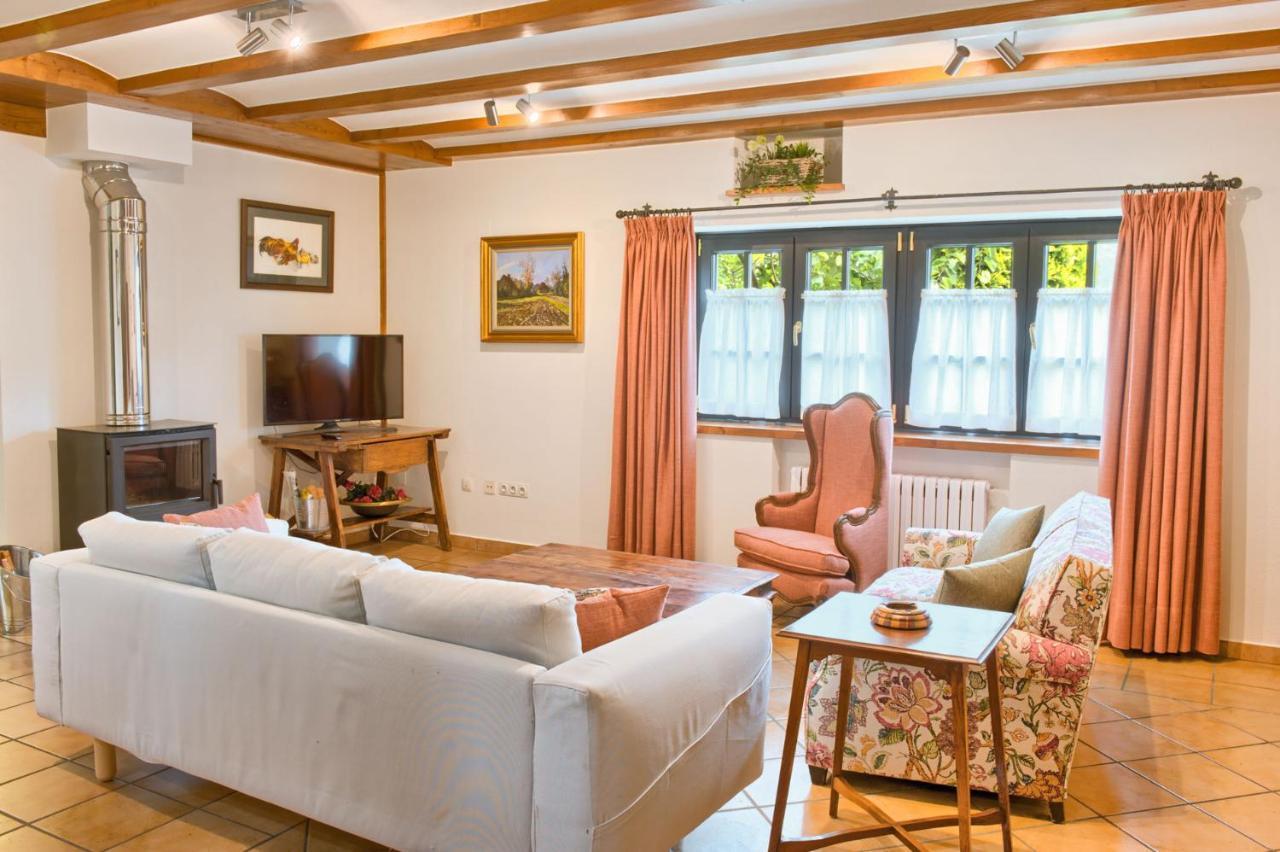 Casas Rurales El Llugaron Miravalles Dış mekan fotoğraf