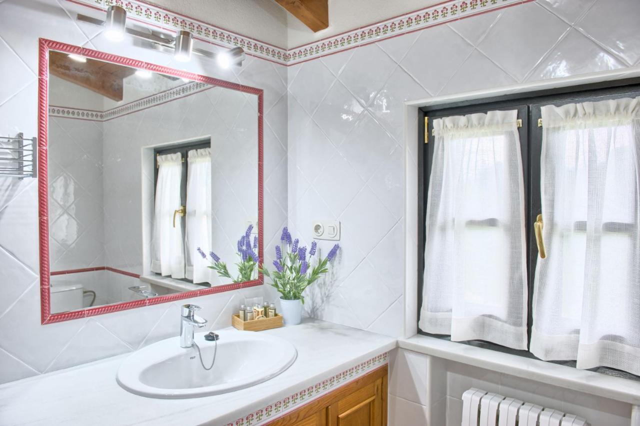 Casas Rurales El Llugaron Miravalles Dış mekan fotoğraf