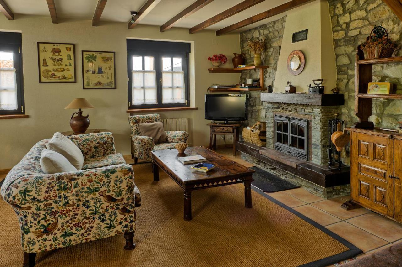 Casas Rurales El Llugaron Miravalles Dış mekan fotoğraf