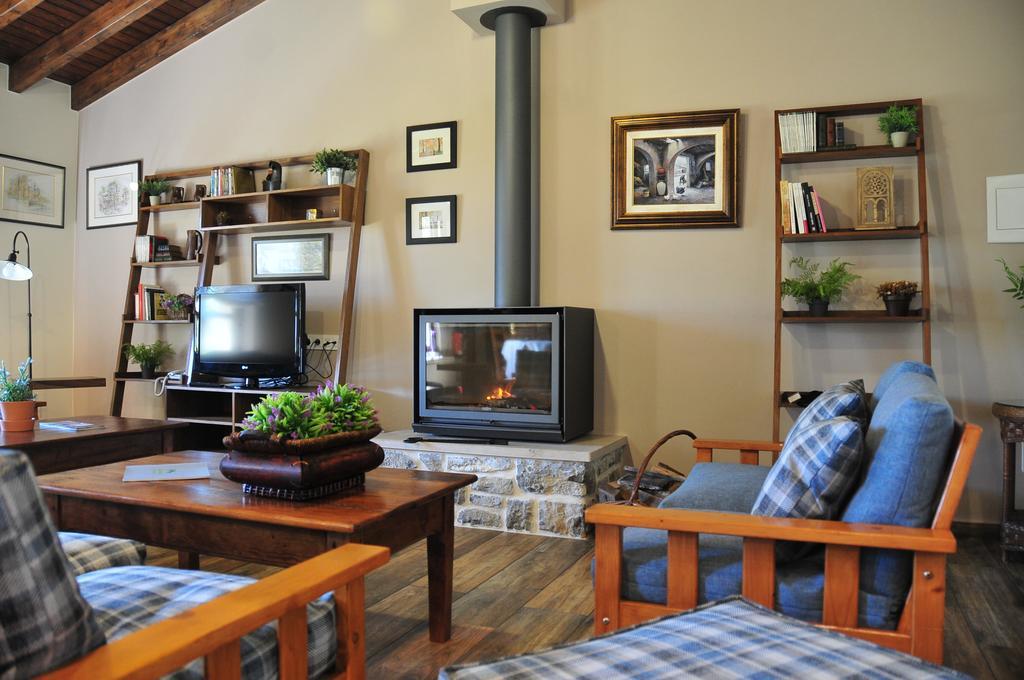 Casas Rurales El Llugaron Miravalles Dış mekan fotoğraf